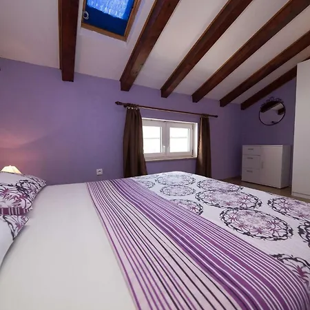 Adriatic Apartment *